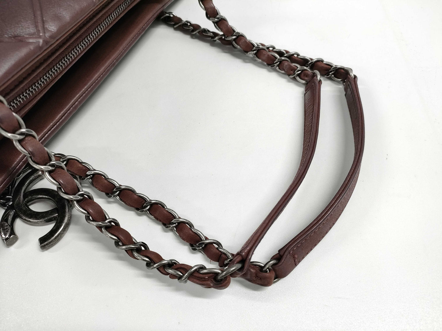CHANEL CHANEL Shoulder Bag Bordeaux Calfskin with Vintage Silver Hardware