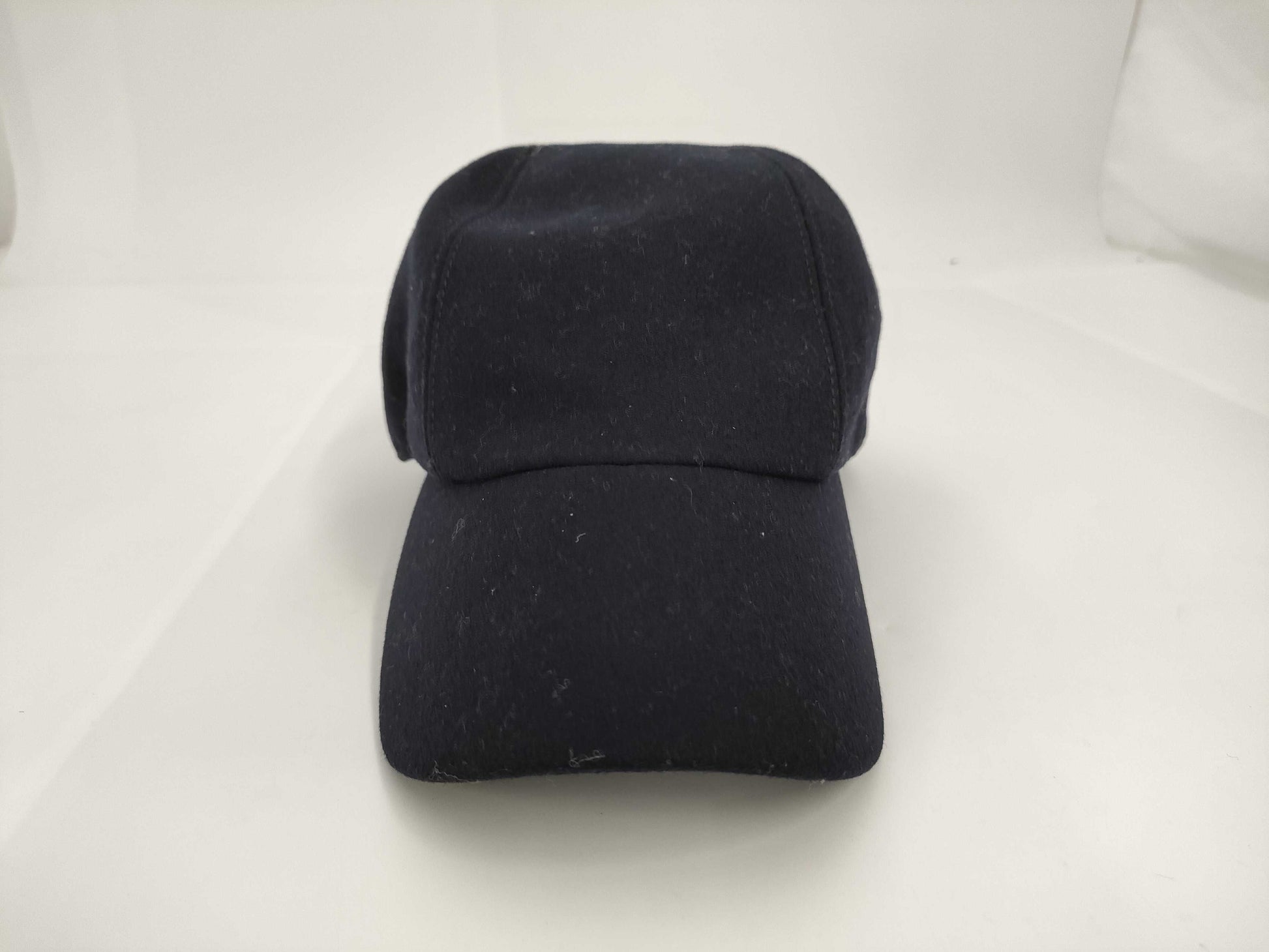 HERMES Cashmere Serie Button Cap Black #60 Other Accessories