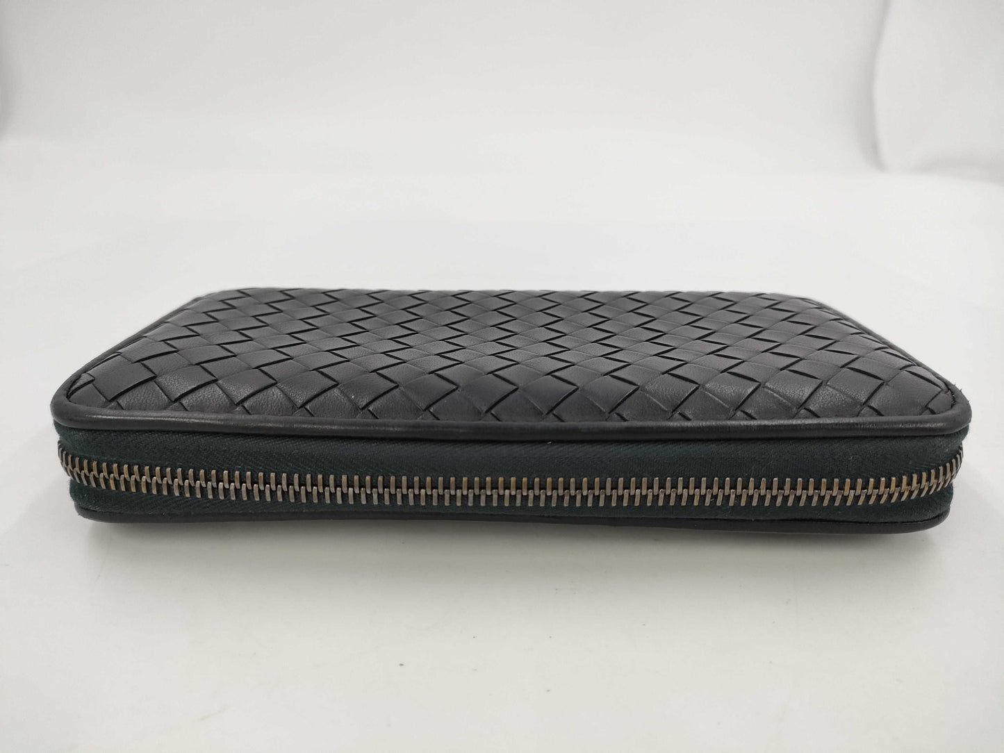BOTTEGA VENETA Bottega Intrecciato Round Zip Long Wallet Black