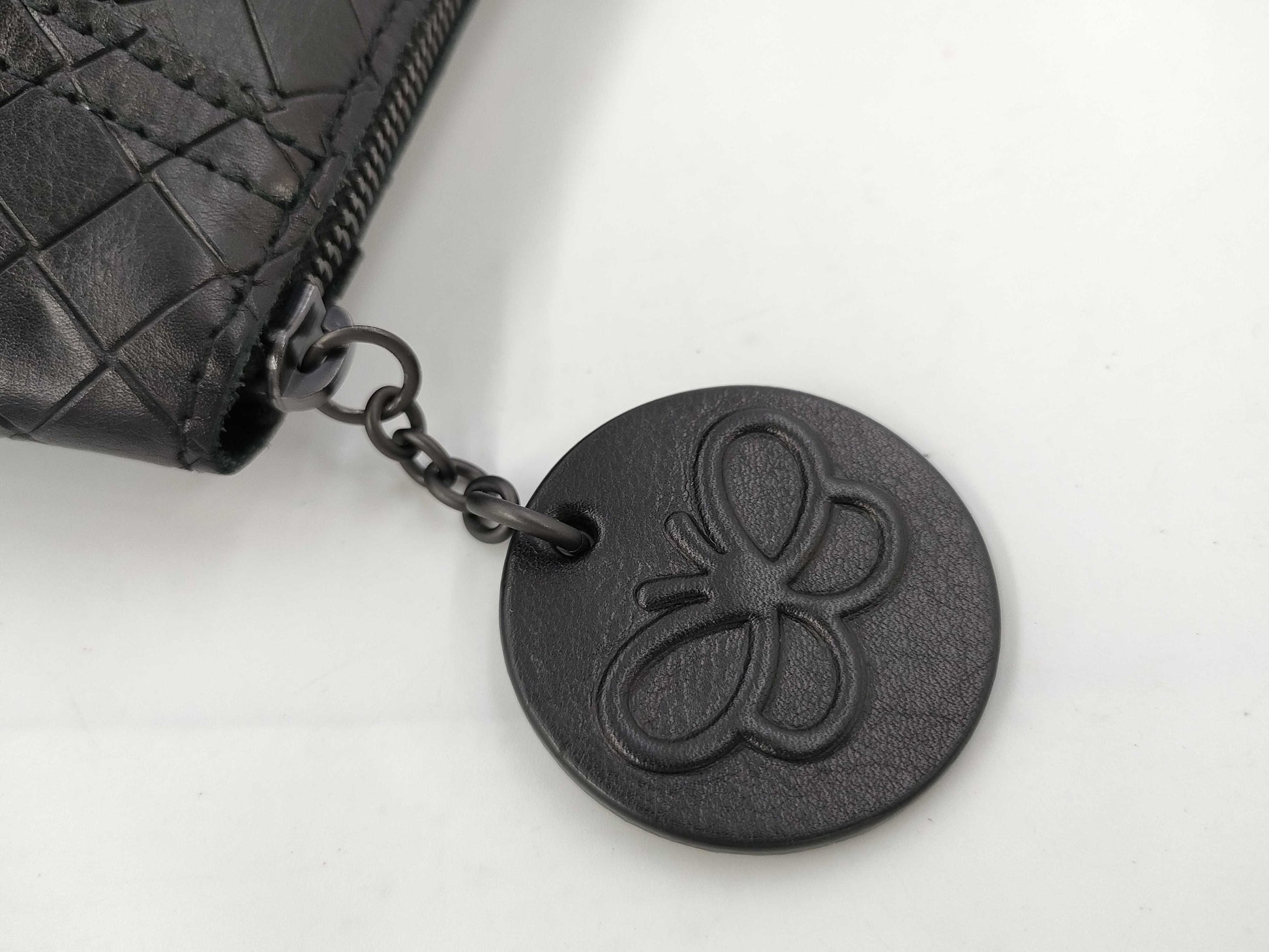 BOTTEGA VENETA Bottega Intrecciato Pouch Black Pouch