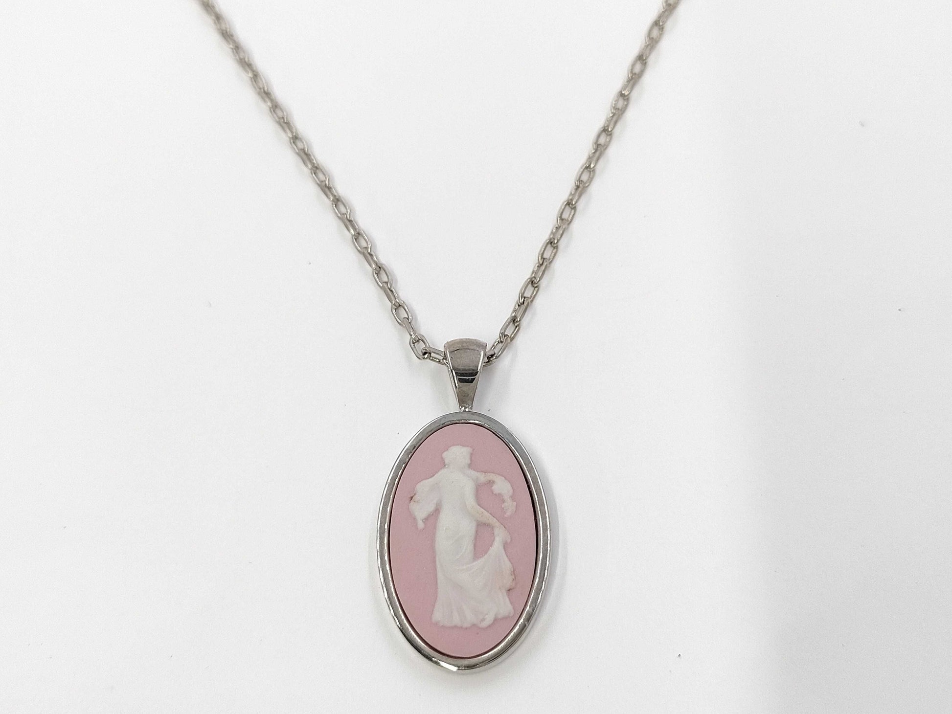 WEDGWOOD Cameo Necklace Necklace