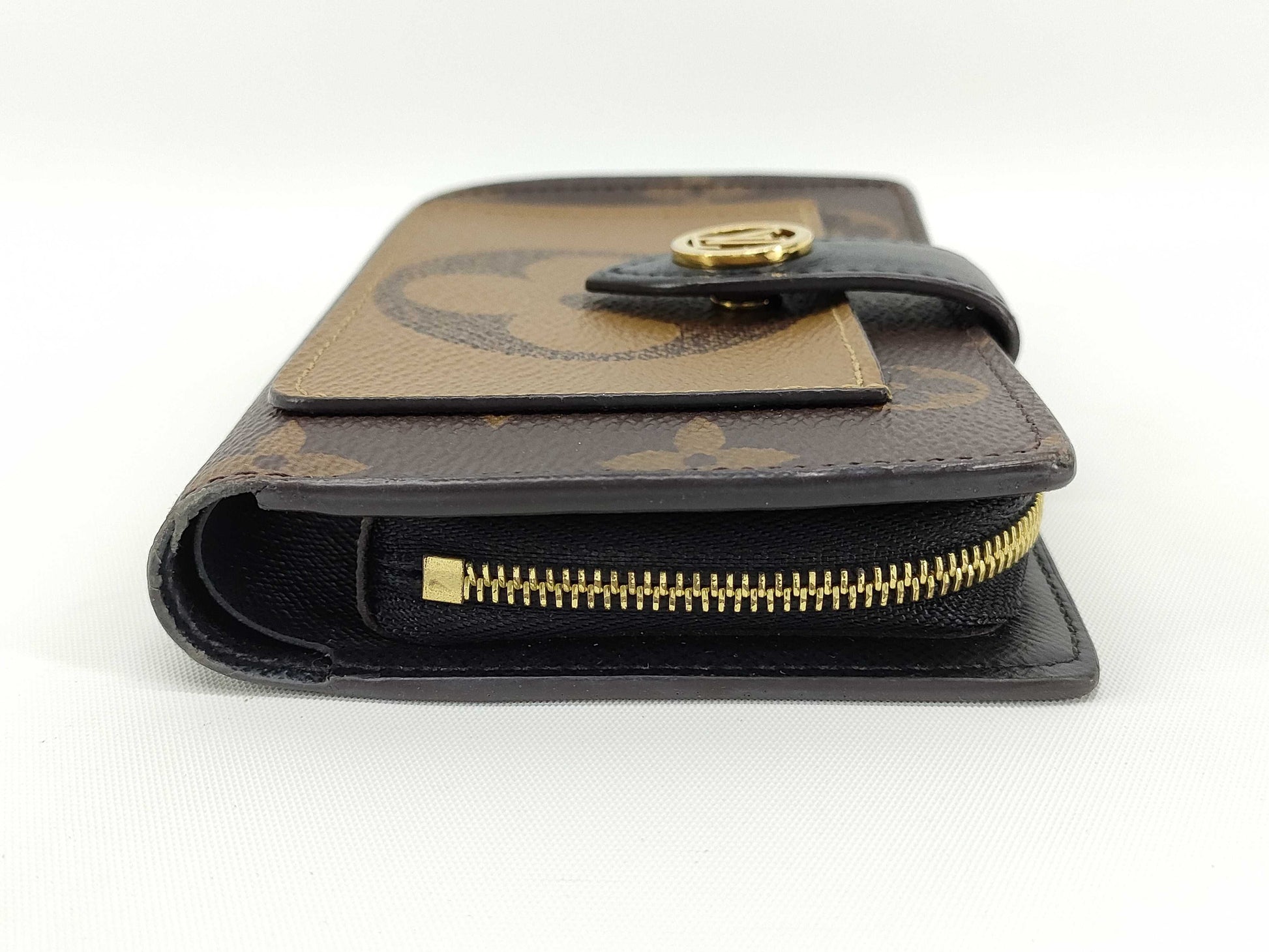 LOUIS VUITTON Monogram LV Monogram Reverse Juliet Wallet M69432 Wallet