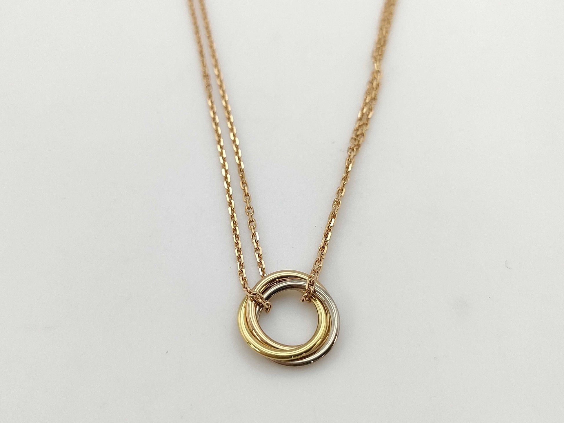 Cartier Sweet Trinity 750 3.9g Necklace