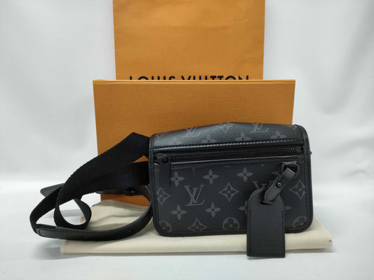 LOUIS VUITTON Bosphore Wearable Wallet M12599 RFID. Accessories: Receipt, Box, Paper Bag, Dust Bag, Shoulder Bag.