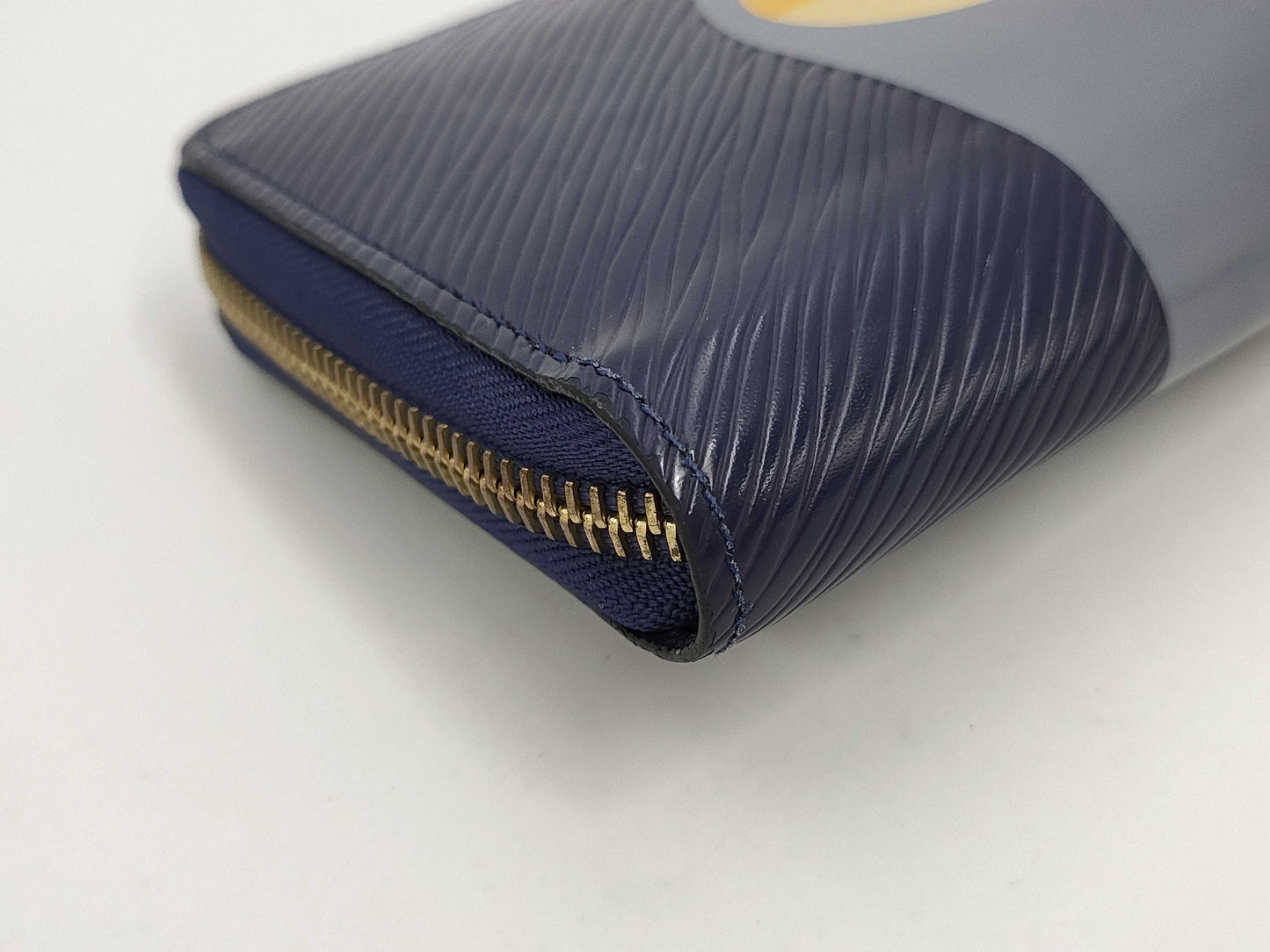 LOUIS VUITTON Louis Vuitton Epi Zippy Wallet Nightbird M42558 Accessories: Box Storage Bag Wallet
