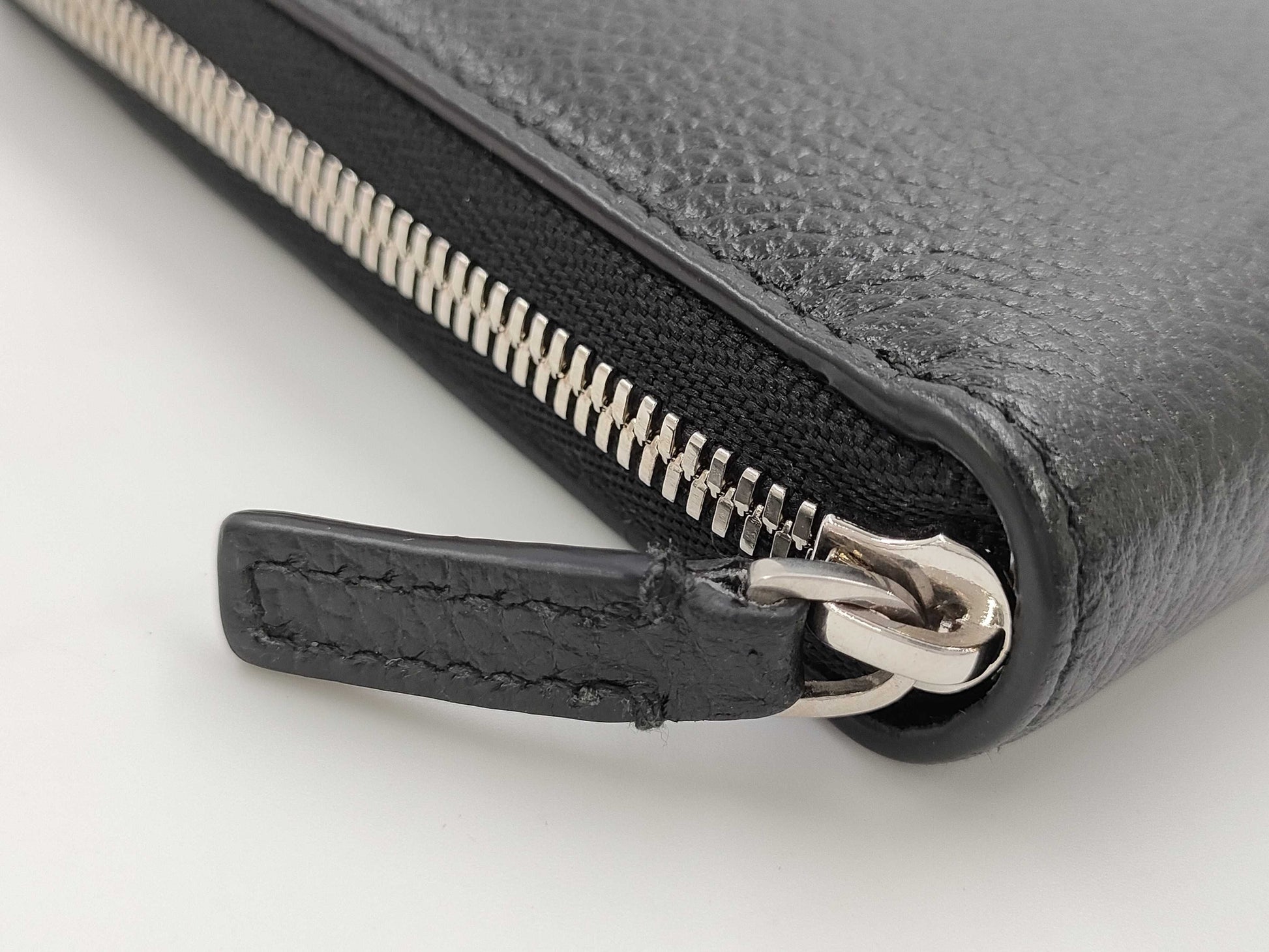 BALENCIAGA Round Zipper Long Wallet Black 594317 Accessories: Box Storage Bag Wallet