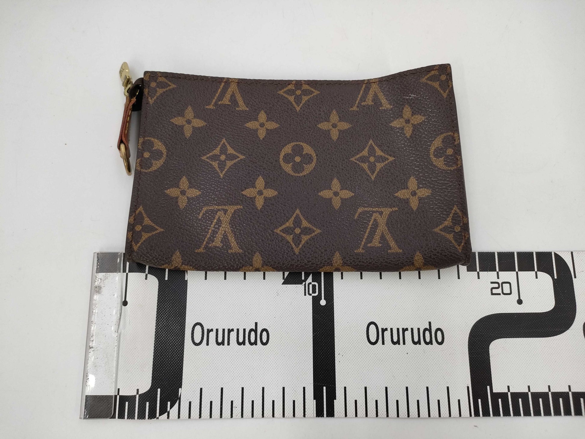 LOUIS VUITTON Louis Vuitton Monogram Pouch with Bucket Pouch Pouch