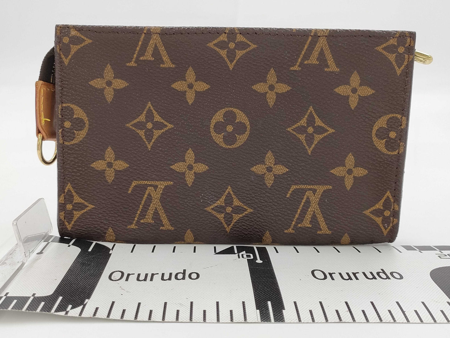 LOUIS VUITTON Monogram Bucket Pouch Pouch
