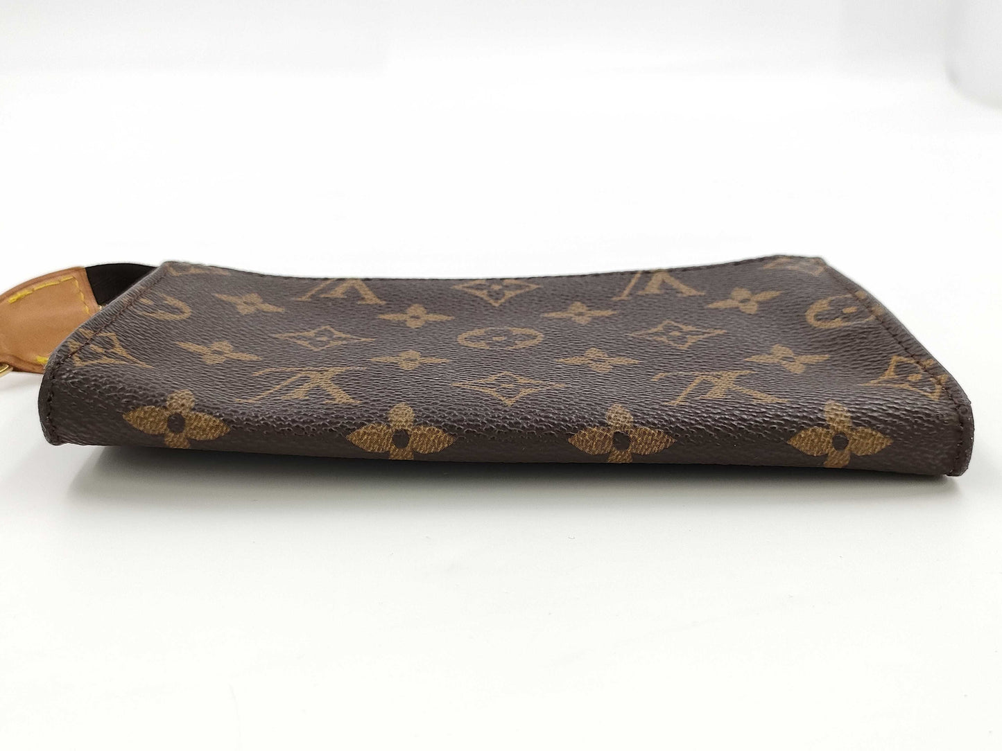 LOUIS VUITTON Monogram Bucket Pouch Pouch