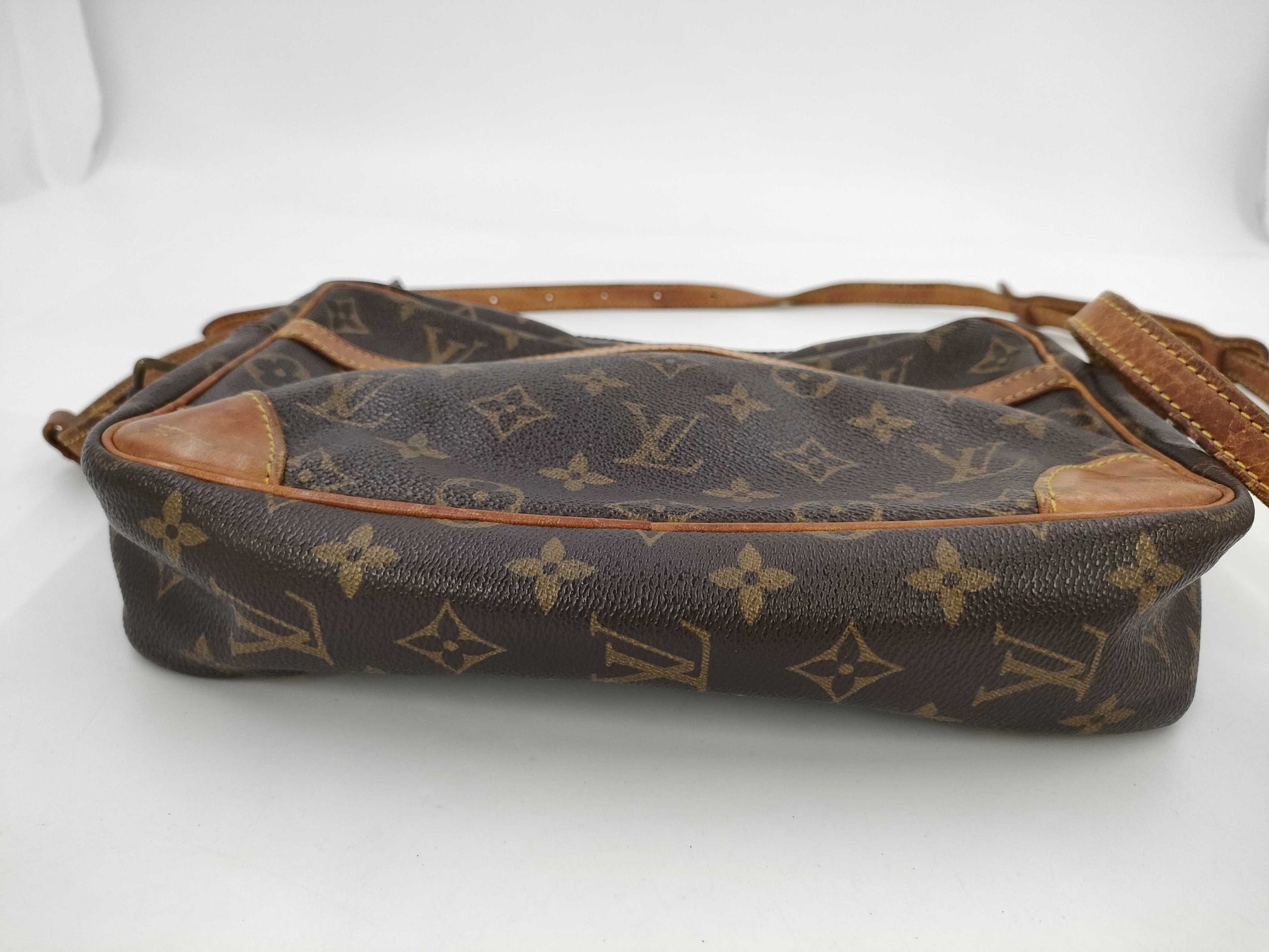 LOUIS VUITTON Louis Vuitton Monogram Trocadero Shoulder Bag