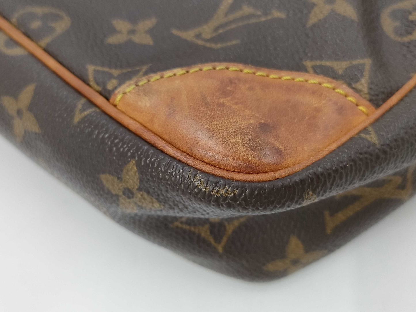LOUIS VUITTON Louis Vuitton Monogram Trocadero Shoulder Bag