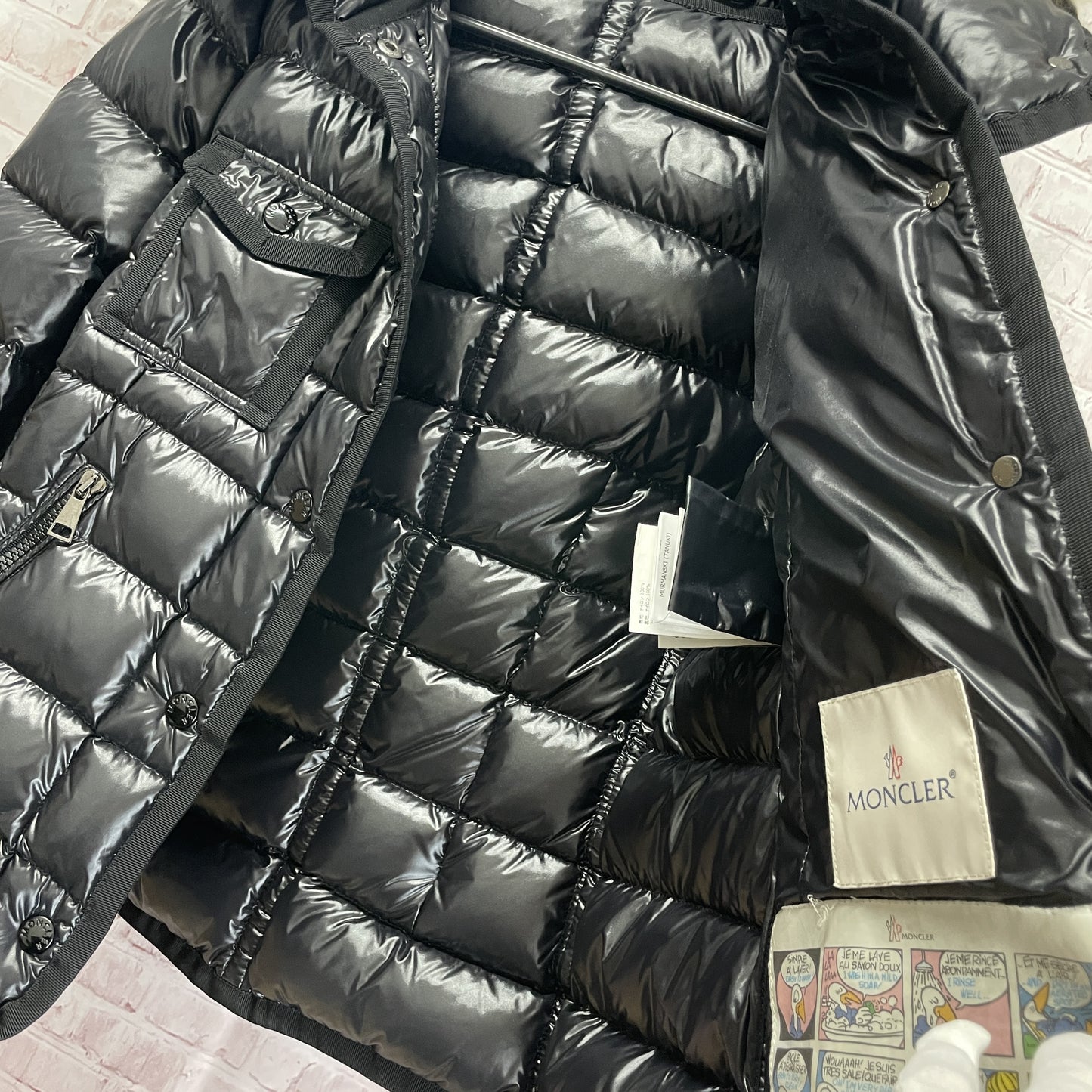 MONCLER Armoise Black Size 1 D20934531015 Other Apparel