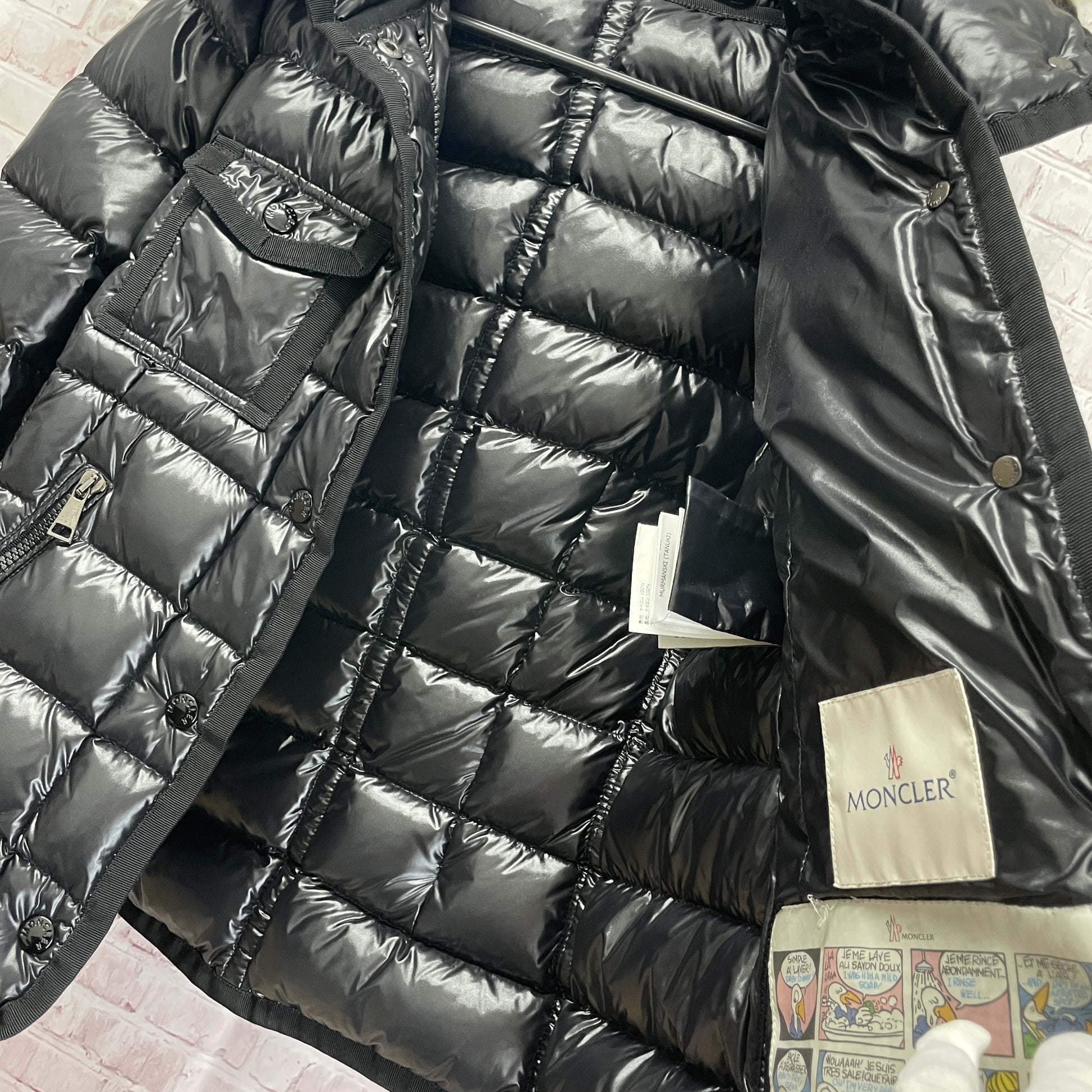 MONCLER Armoise Black Size 1 D20934531015 Other Apparel