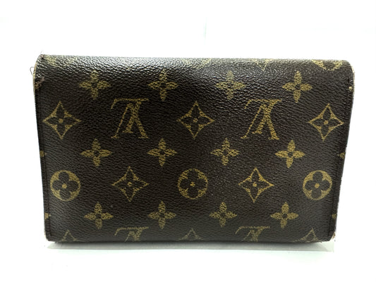 LOUIS VUITTON Monogram Tri-fold Wallet, Medium Wallet