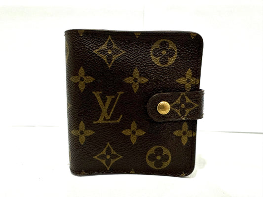 LOUIS VUITTON Monogram Compact Zip Wallet