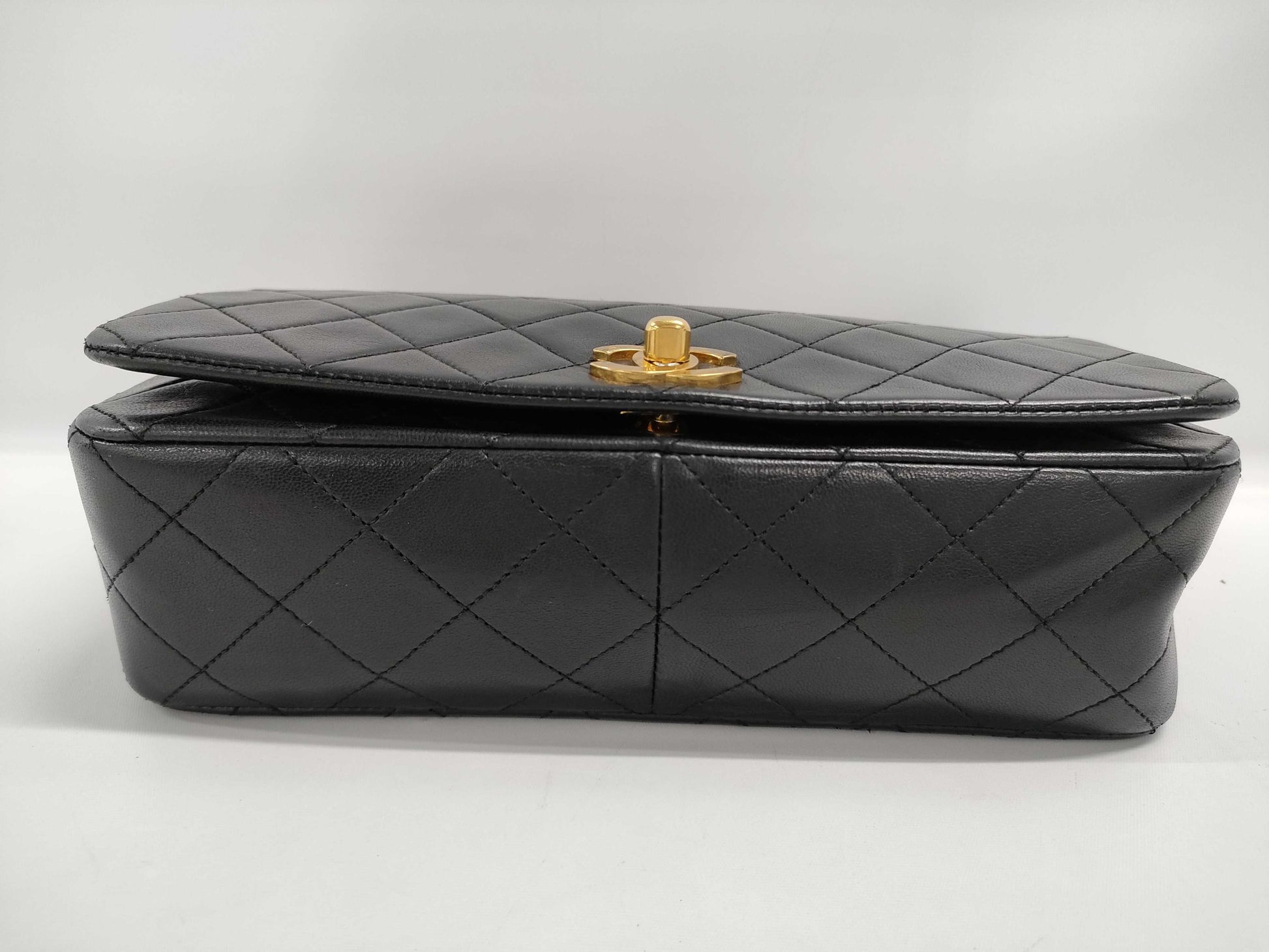 CHANEL Matelasse Chain Shoulder Bag Shoulder Bag