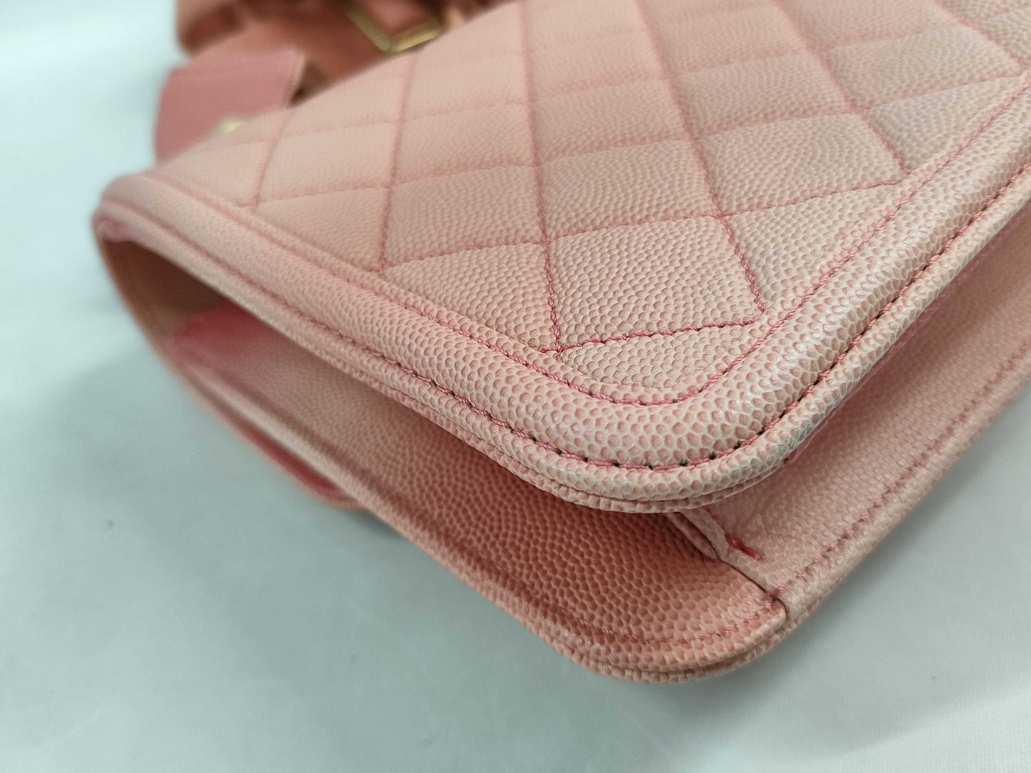 CHANEL Caviar Skin Shoulder Bag