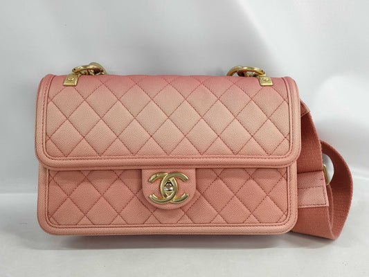 CHANEL Caviar Skin Shoulder Bag