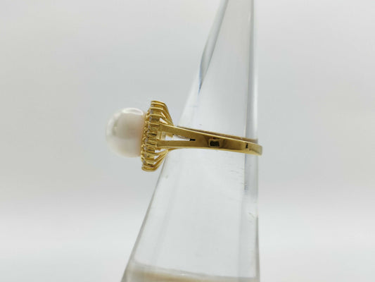 Pearl diameter: approx. 8.7mm, D0.21ct, 18K gold, 3.7g, ring