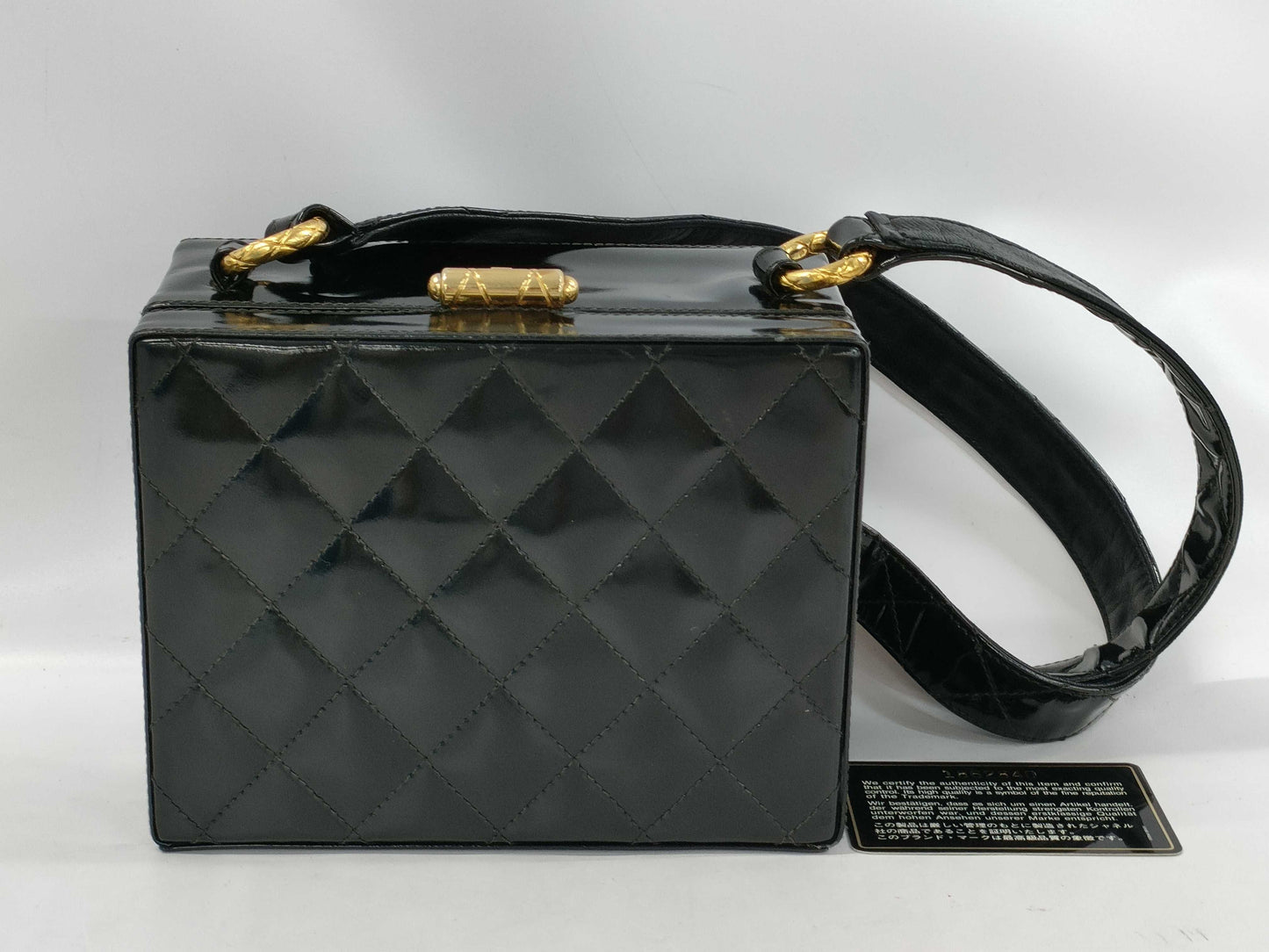 CHANEL Matelasse Shoulder Patent Leather Shoulder Bag