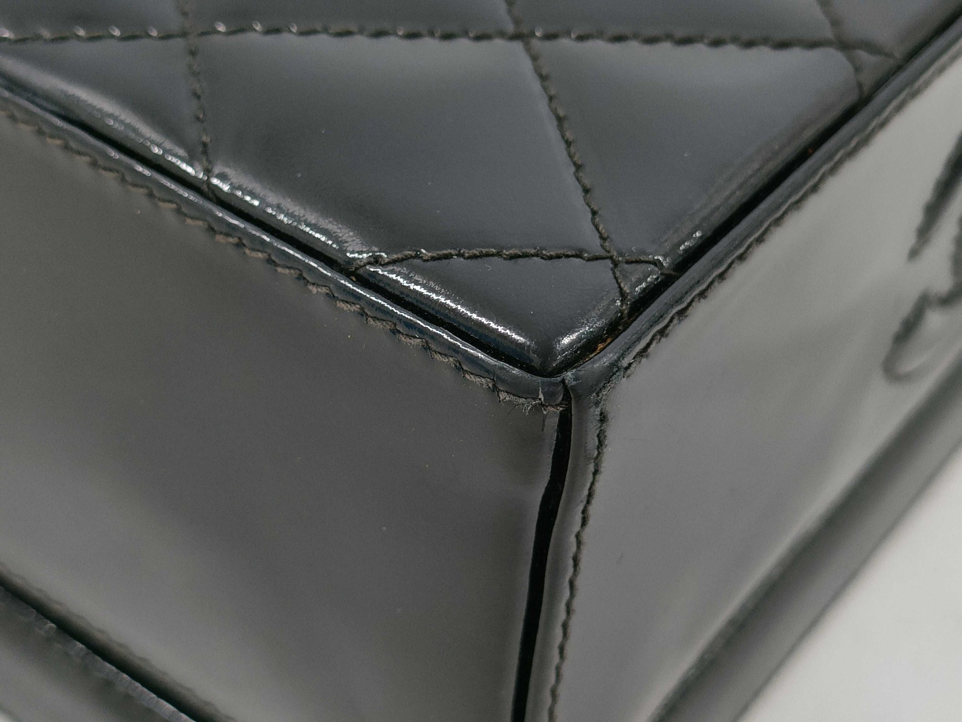CHANEL Matelasse Shoulder Patent Leather Shoulder Bag