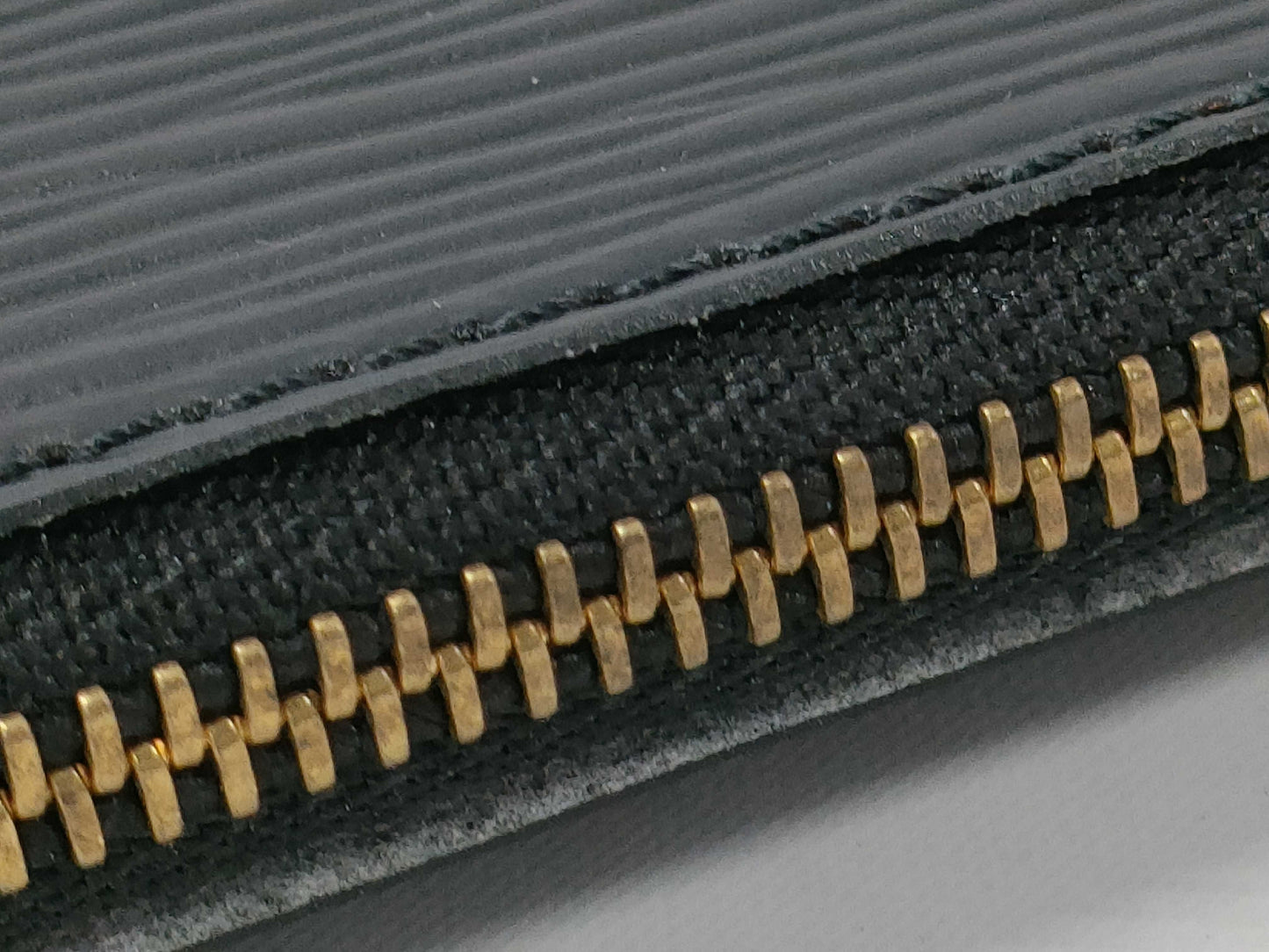 LOUIS VUITTON Epi Pochette Accessory Pouch