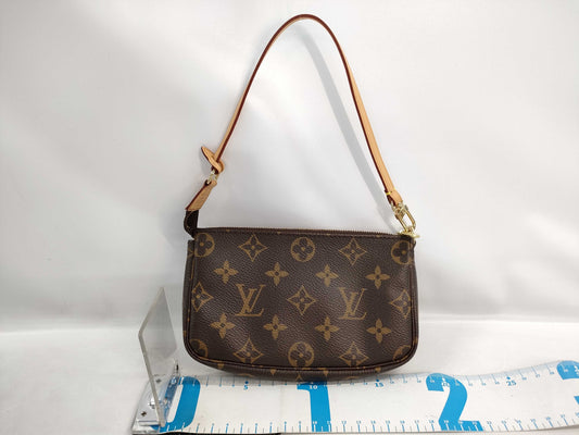 LOUIS VUITTON Monogram Mini Pochette Accessory Pouch