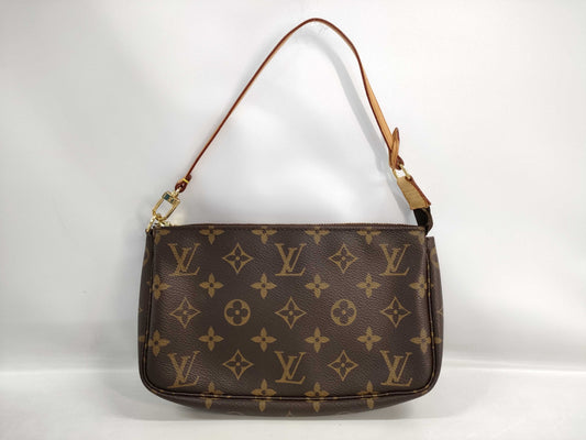 LOUIS VUITTON Accessoires Monogram Pouch
