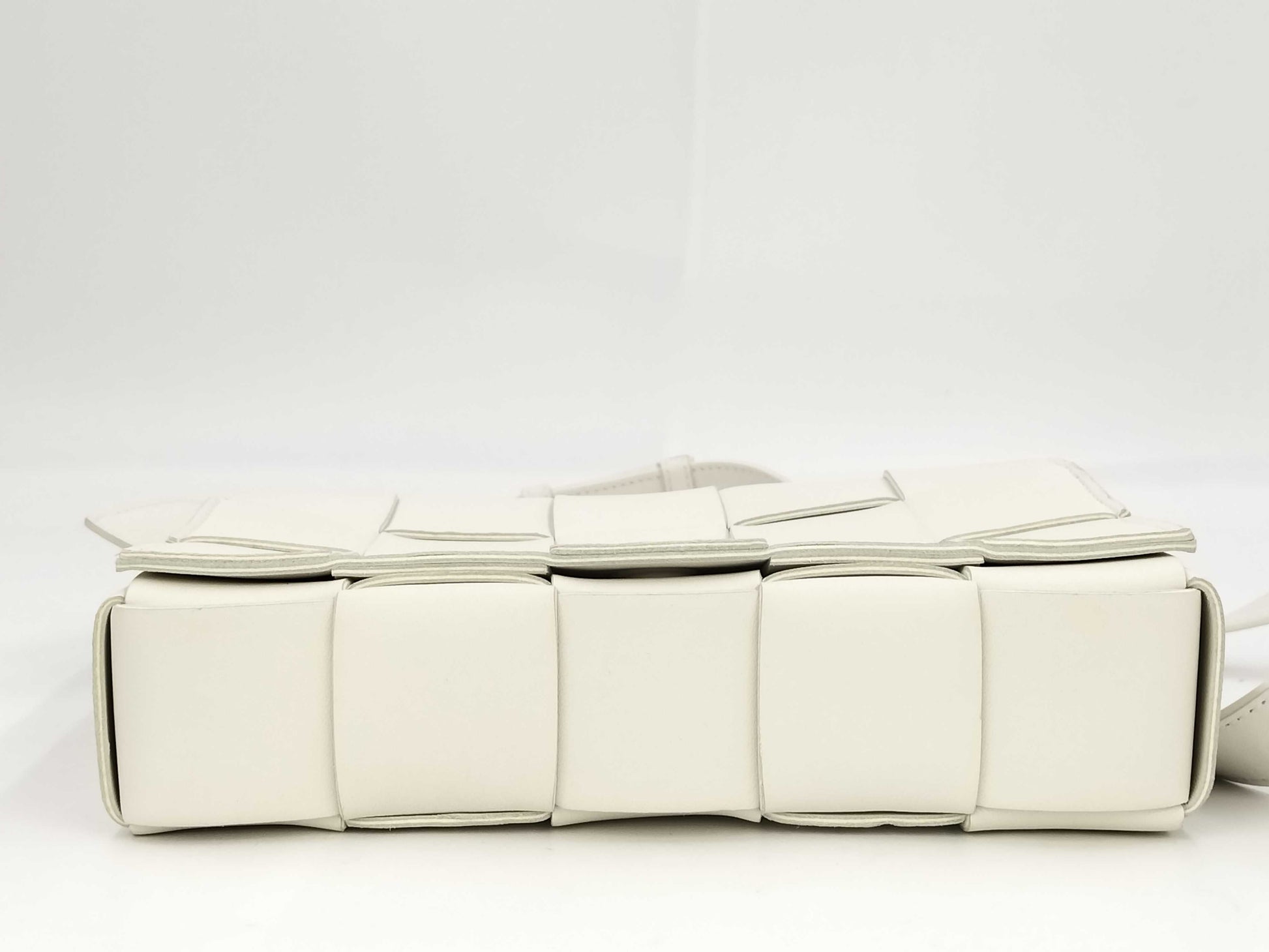 BOTTEGA VENETA Cassette Small Shoulder Bag, Maxi Intrecciato, White