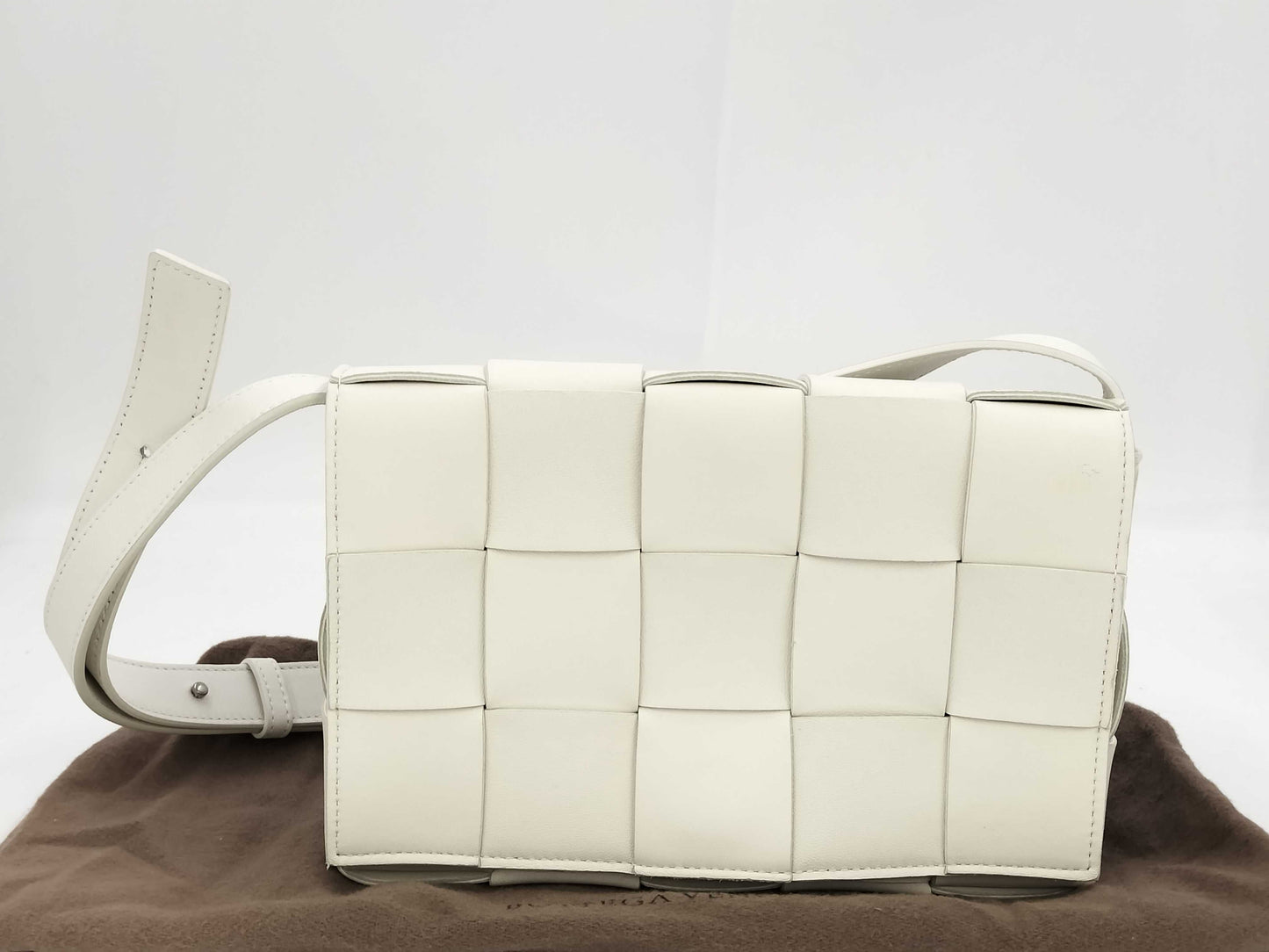 BOTTEGA VENETA Cassette Small Shoulder Bag, Maxi Intrecciato, White