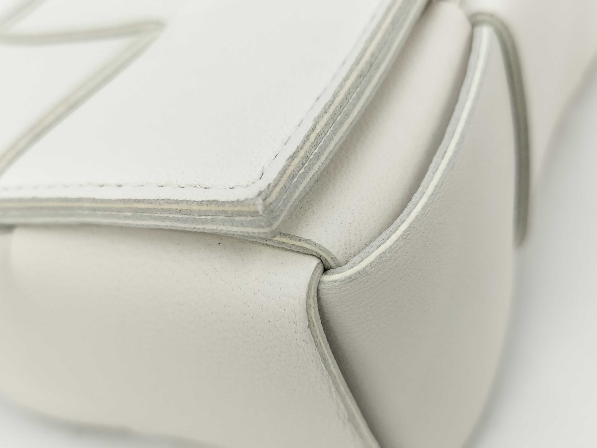 BOTTEGA VENETA Cassette Small Shoulder Bag, Maxi Intrecciato, White