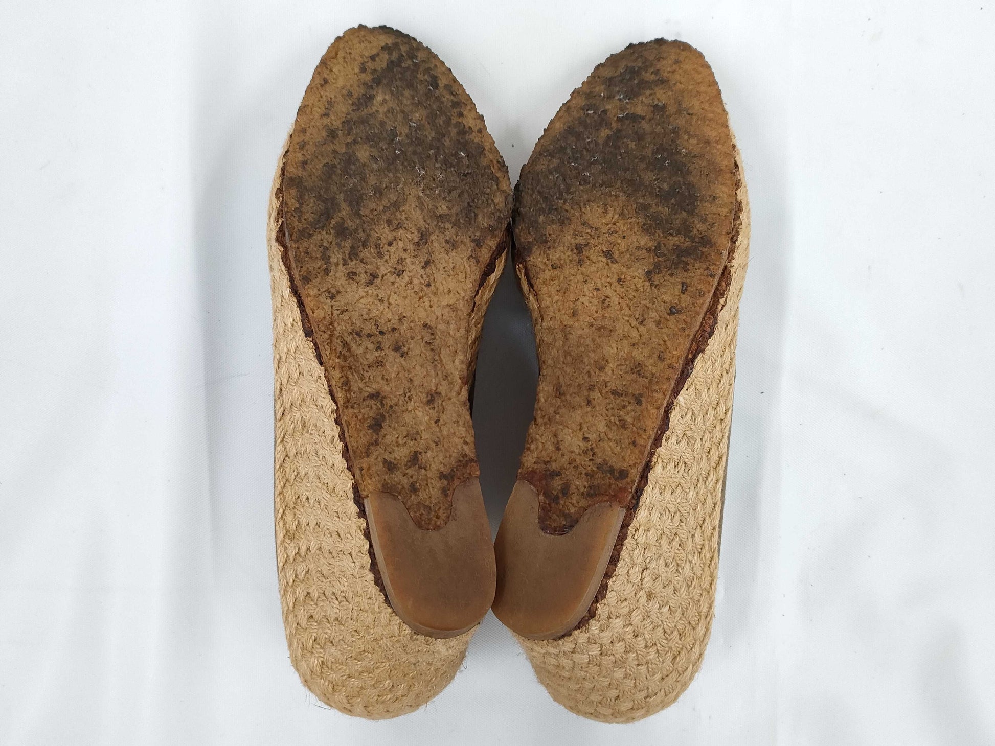 Yves Saint Laurent Logo Canvas Espadrilles Size 35.5 Pumps