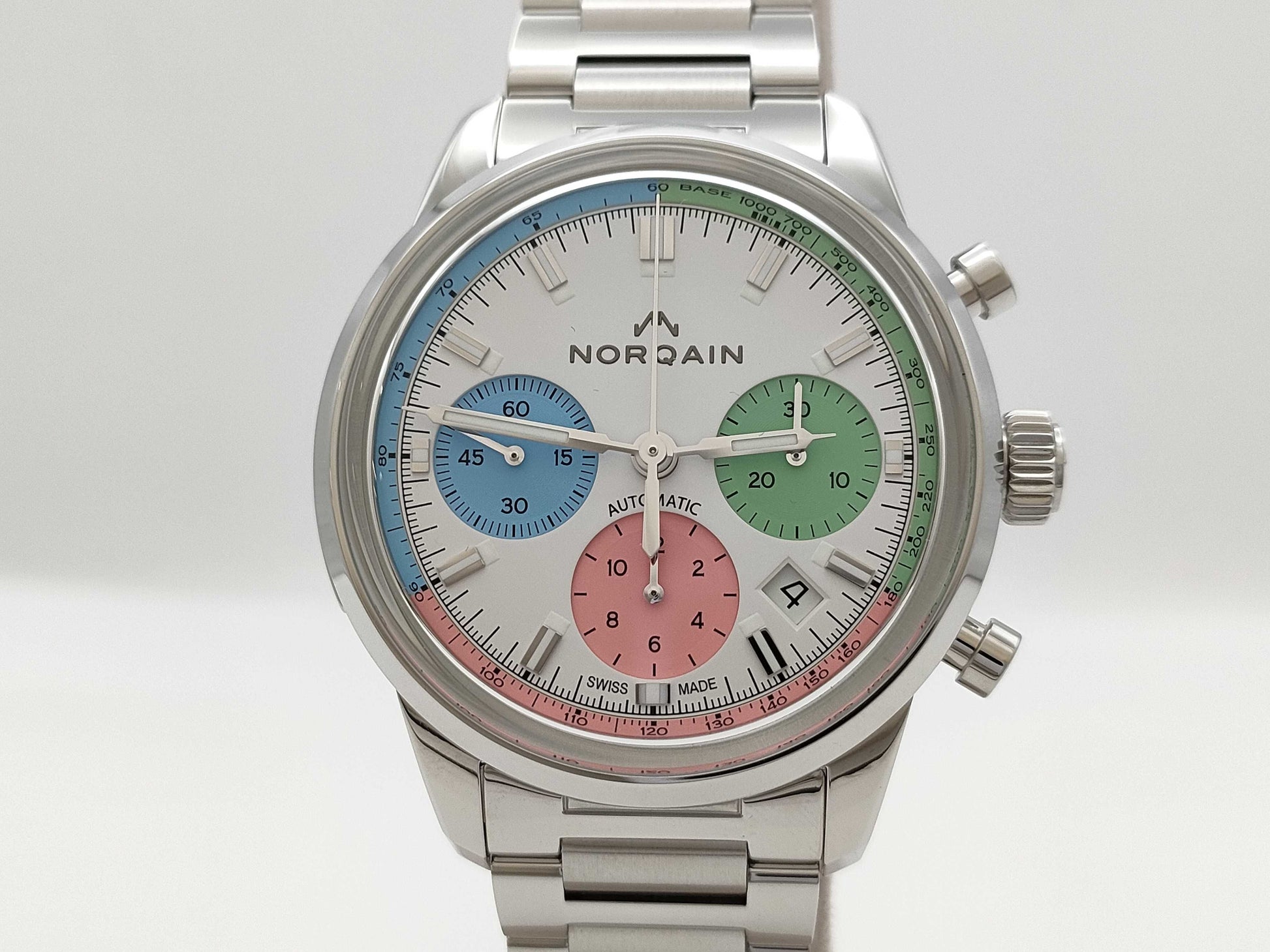 NORQAIN N2201.19S01.C01 52230 Automatic Men's Watch