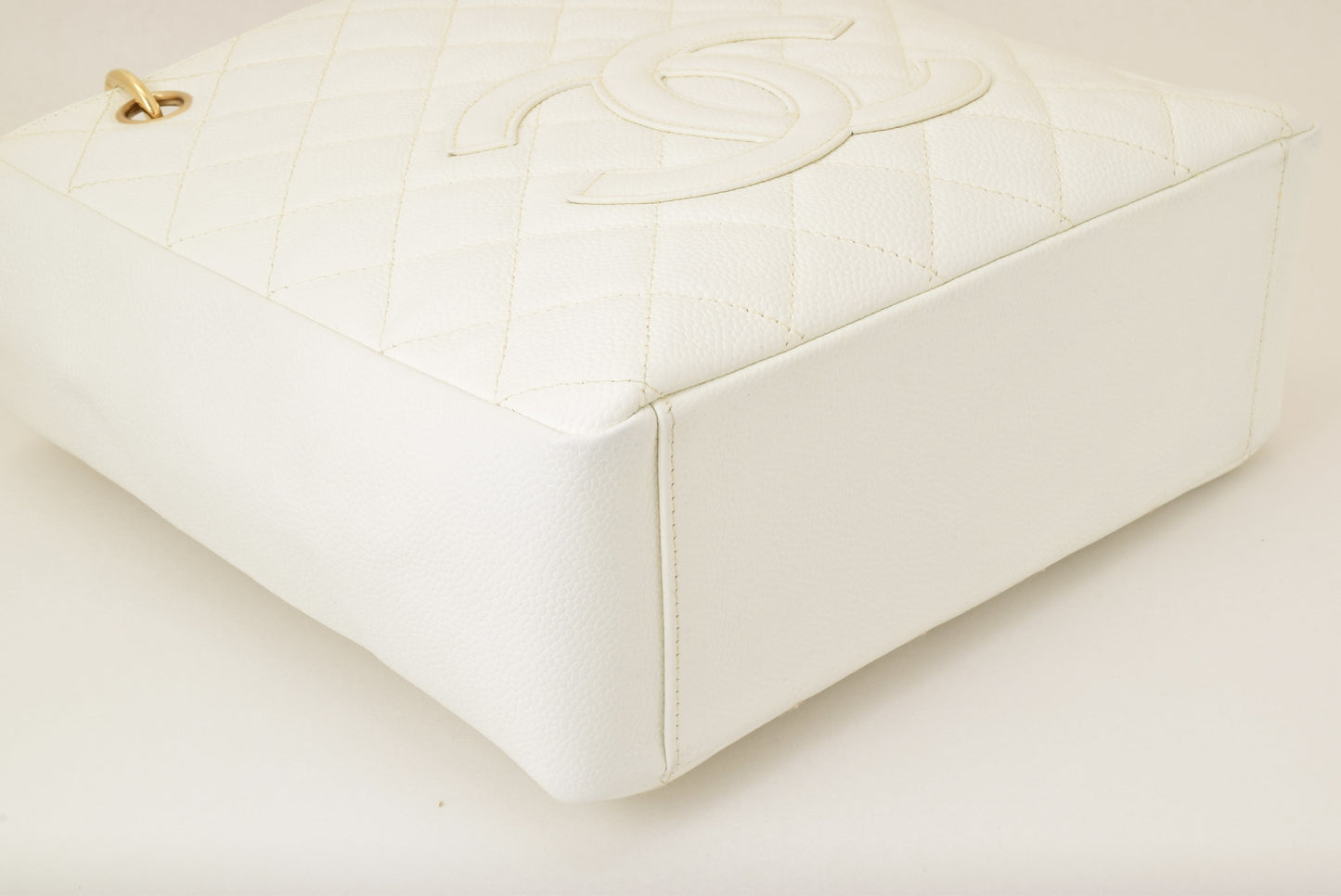 CHANEL Chain Tote Bag in Caviar Skin, White, with Sticker and Card