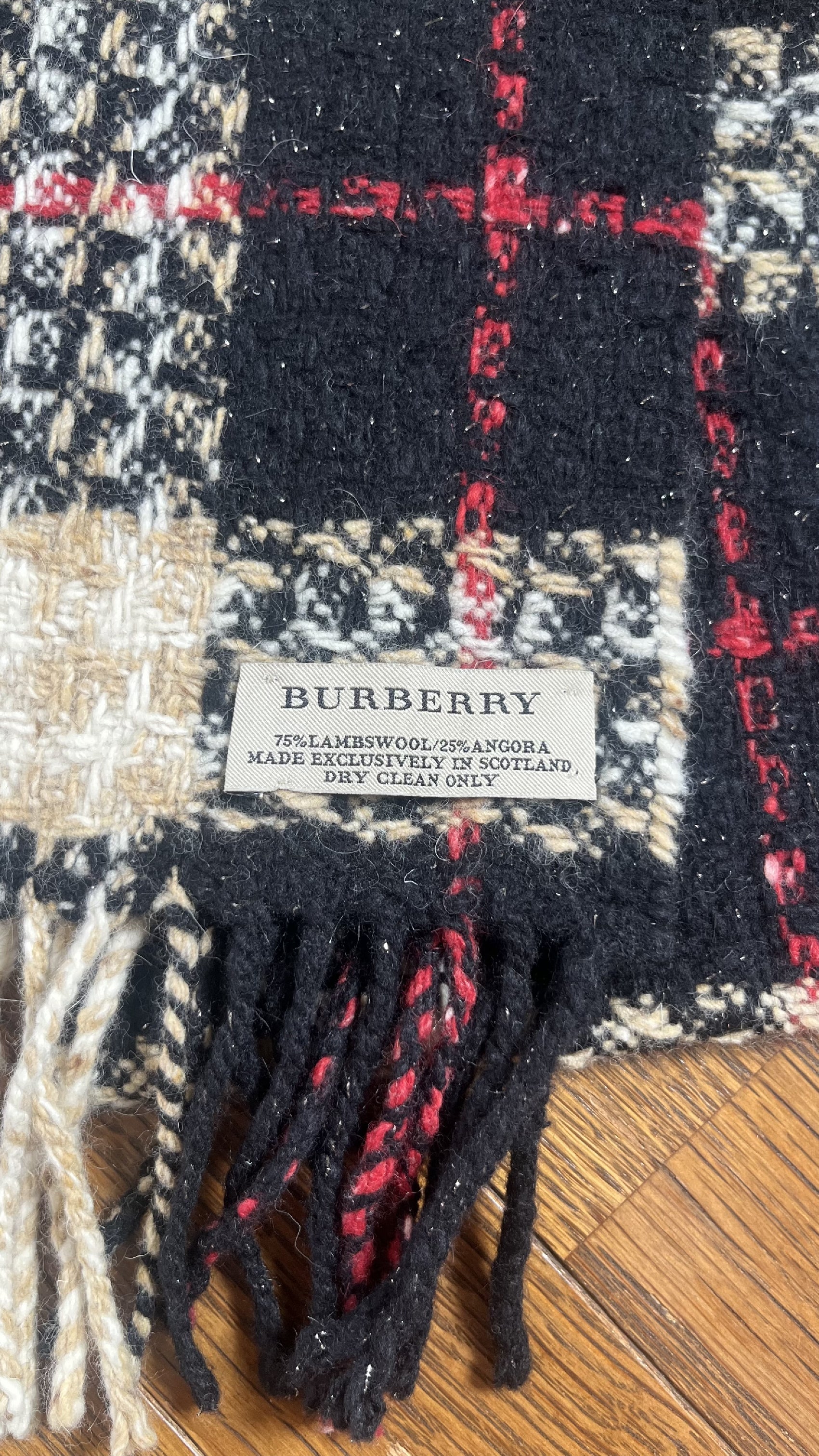 Rare BURBERRY Angora Nova Check Scarf, Length: 192cm, Width: 14.5cm, Woolangora, Rare Nova Check Color, Silver Thread