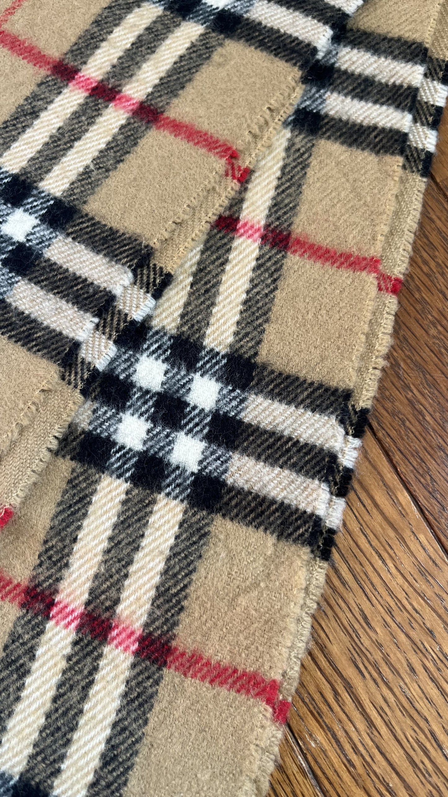 BURBERRY Nova Check Scarf