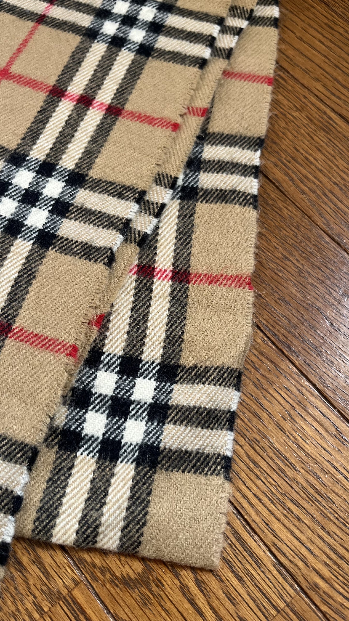 BURBERRY Nova Check Scarf Length: 156cm Width: 30cm Nova Check Scarf