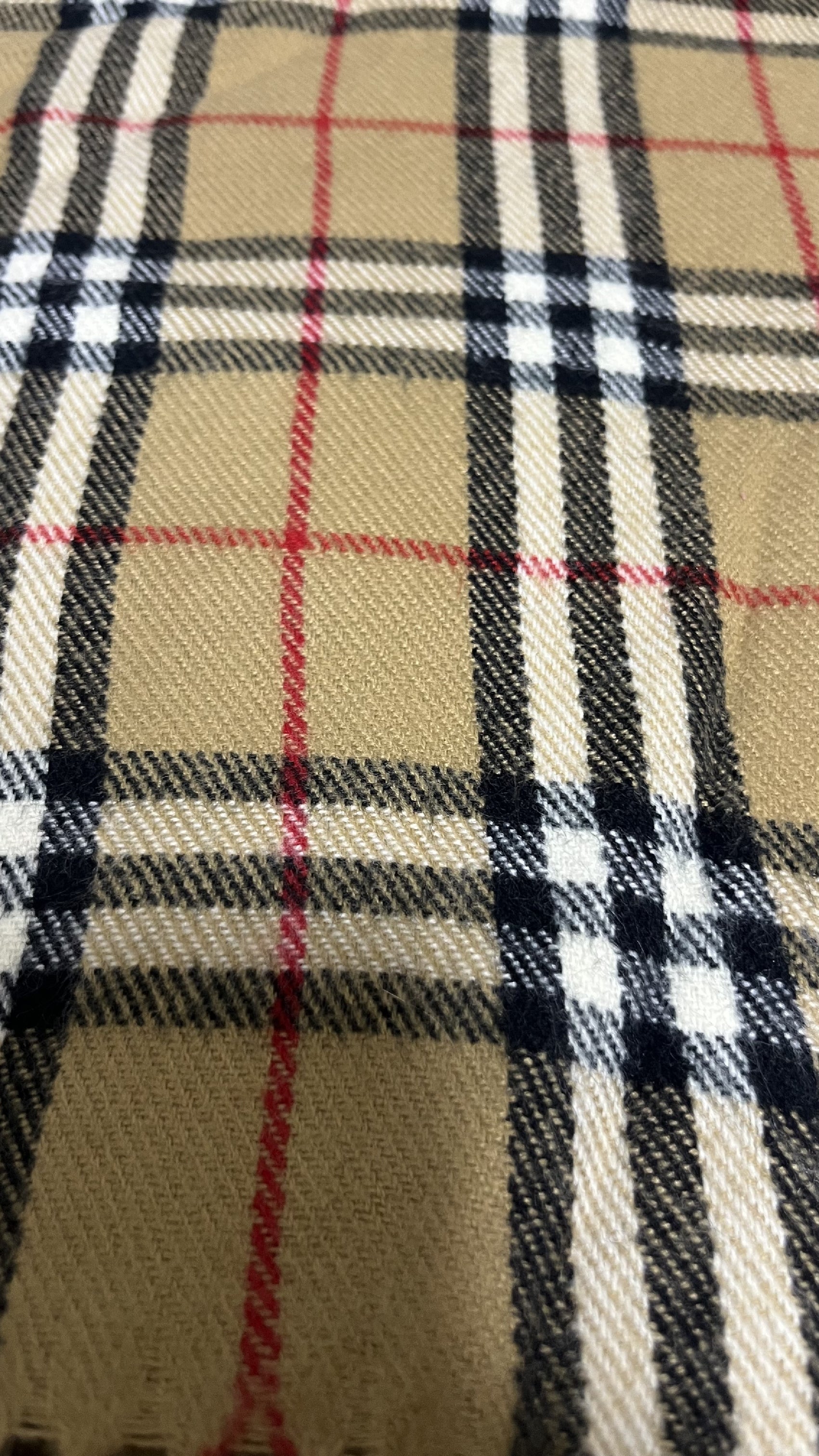 BURBERRY Cashmere Nova Check Scarf Length: 144cm Width: 30cm 100% Cashmere Nova Check Scarf