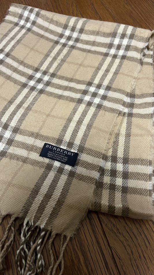 BURBERRY Cashmere Nova Check Scarf Length: 152cm Width: 30cm 100% Cashmere Nova Check Scarf