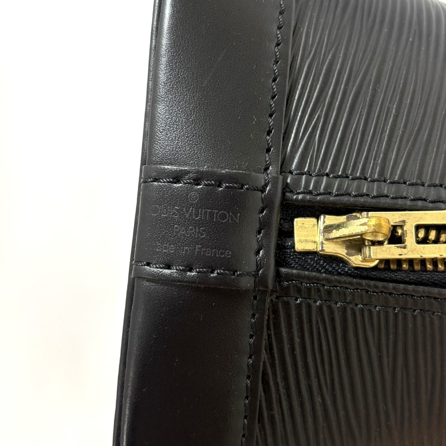 LOUIS VUITTON Alma Epi handbag