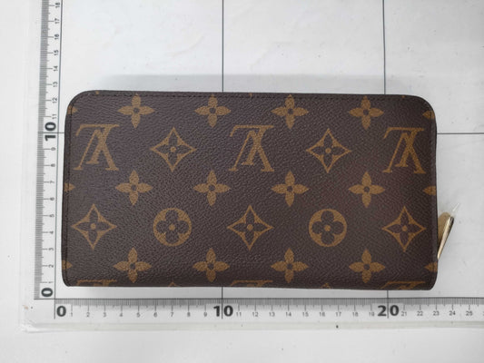 LOUIS VUITTON Vuitton M42616 Monogram Zippy Wallet RFID Wallet