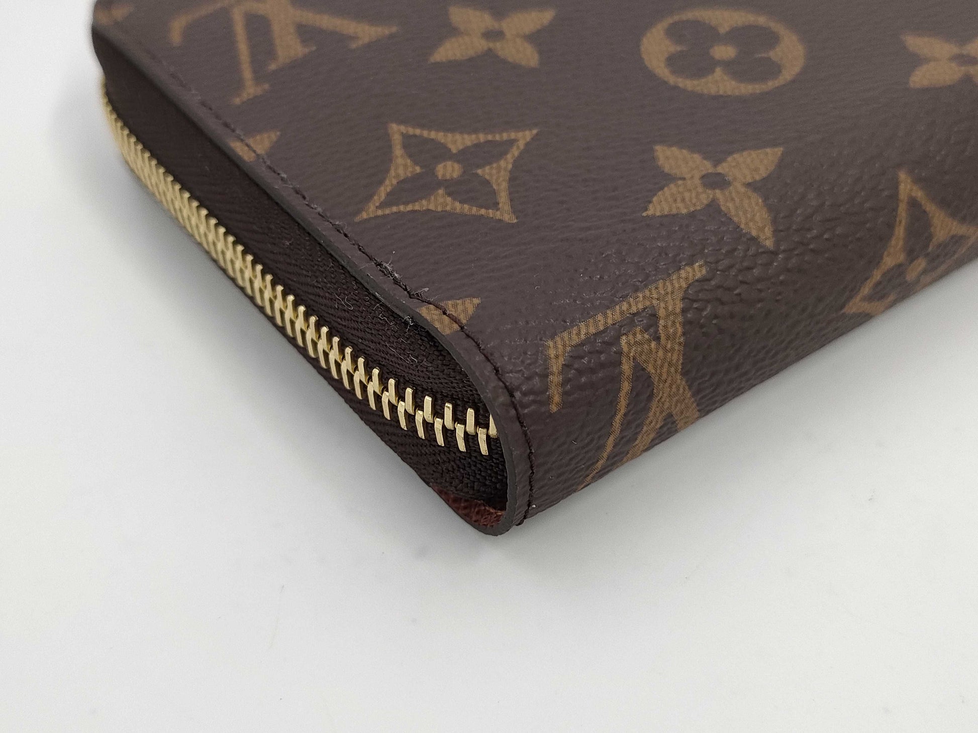 LOUIS VUITTON Vuitton M42616 Monogram Zippy Wallet RFID Wallet