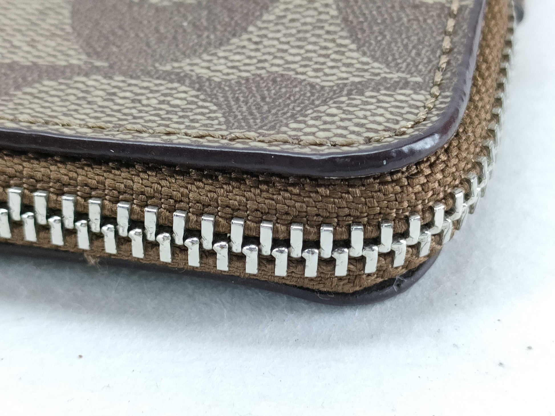 COACH Signature Coach Signature Pouch Pouch