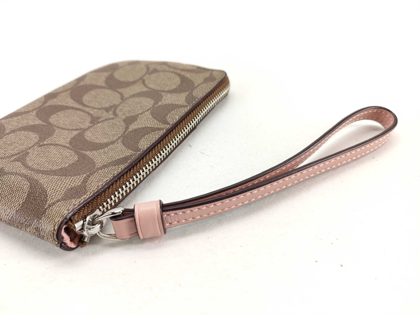 COACH Signature Coach Signature Pouch Pouch