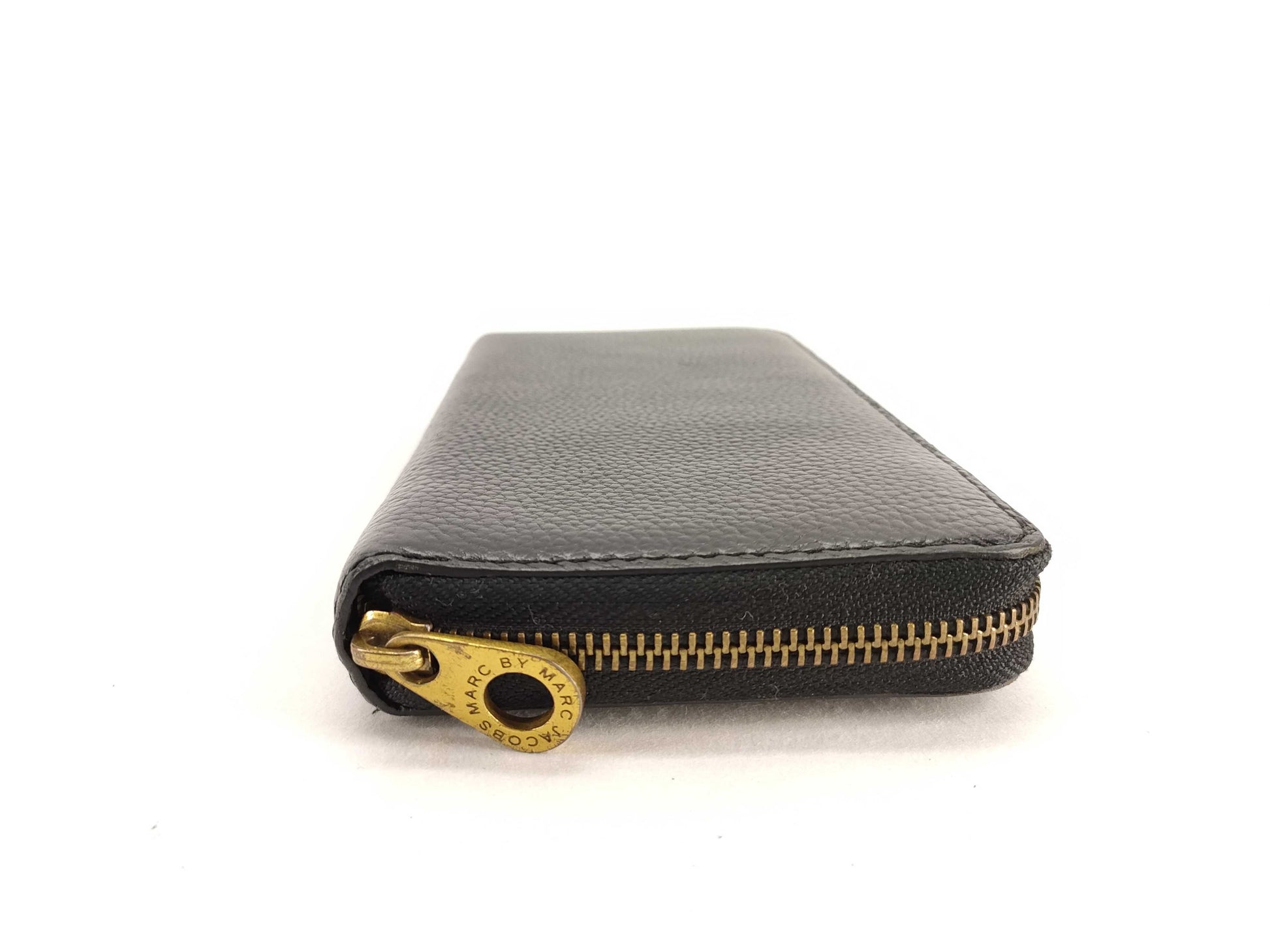 MARC BY MARC JACOBS Marc Jacobs wallet box and dust bag