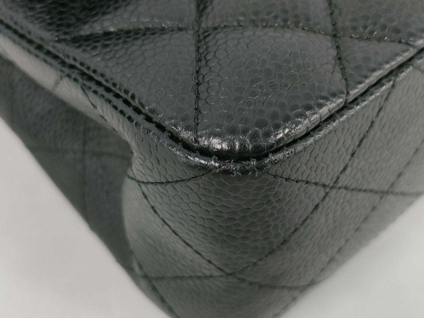 CHANEL Matelasse 23 Classic Small Handbag in Black Caviar Leather with Gold Hardware A01113 Shoulder Bag