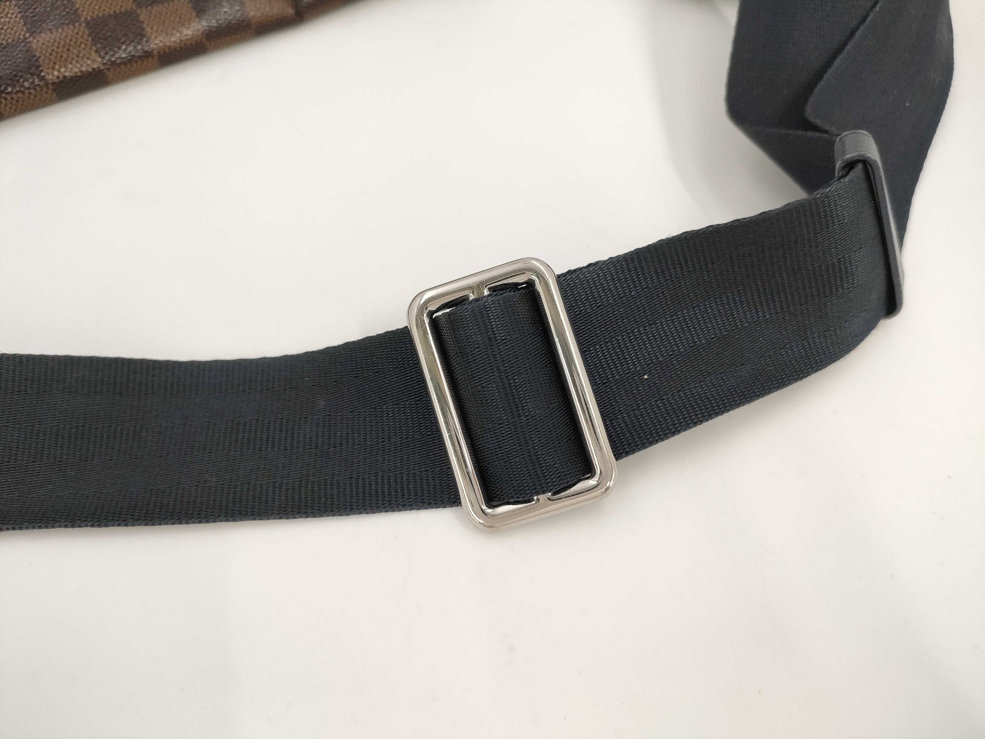LOUIS VUITTON Vuitton Damier Messenger Bag Shoulder Bag