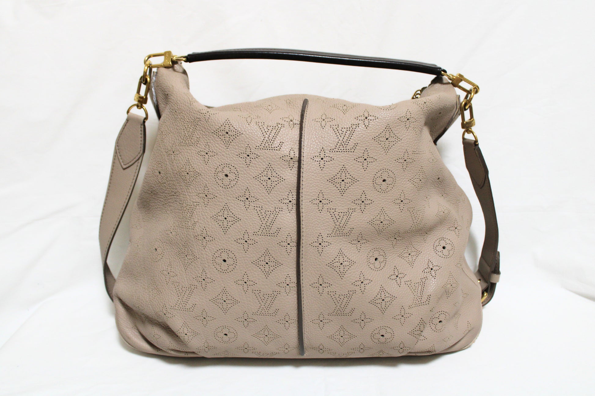 LOUIS VUITTON Vuitton Mahina Selene MM M97141 2WAY Shoulder Bag Beige Shoulder Bag
