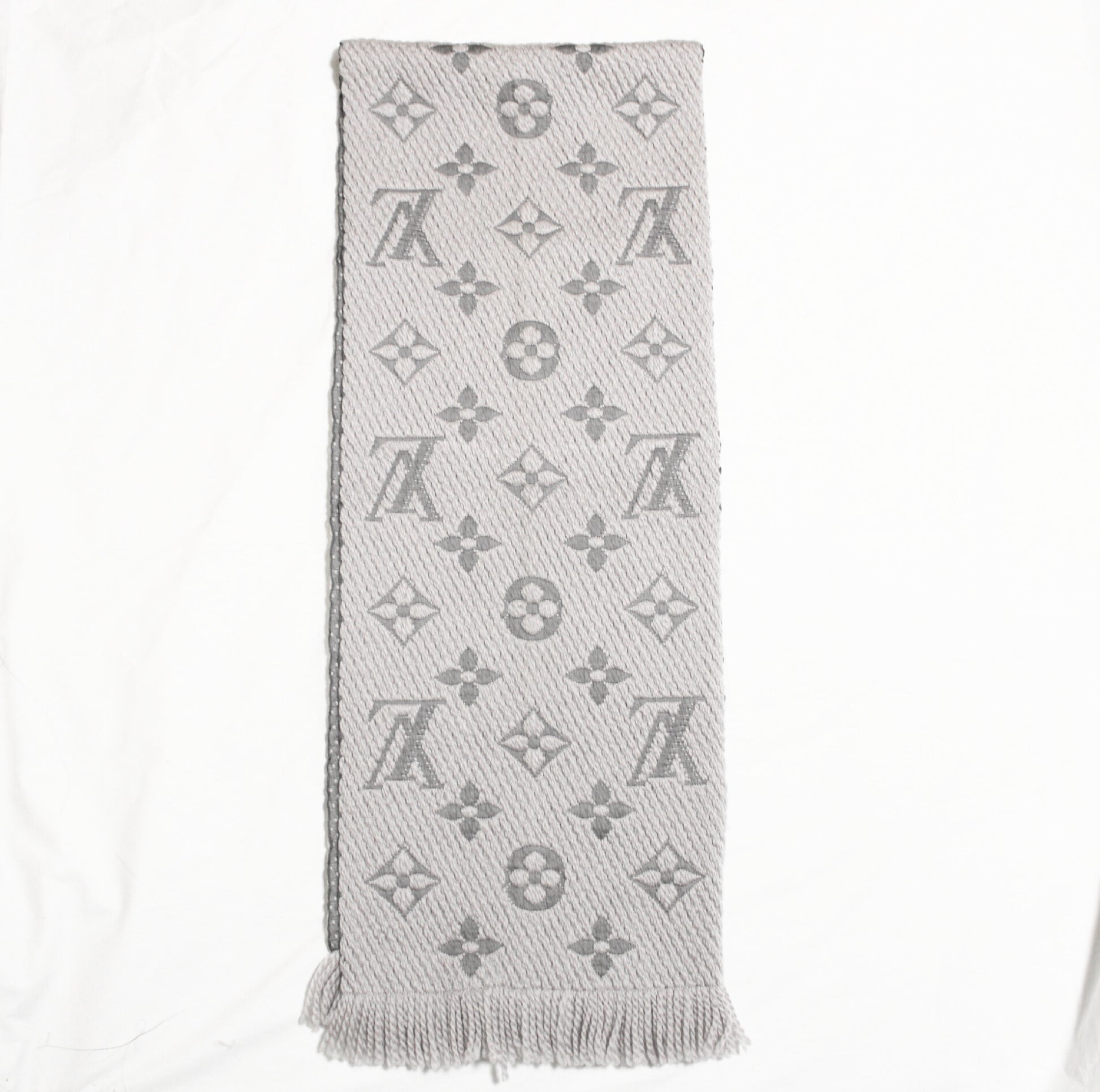 LOUIS VUITTON Vuitton Echarpe Logomania Muffler Wool Silk Grey Muffler