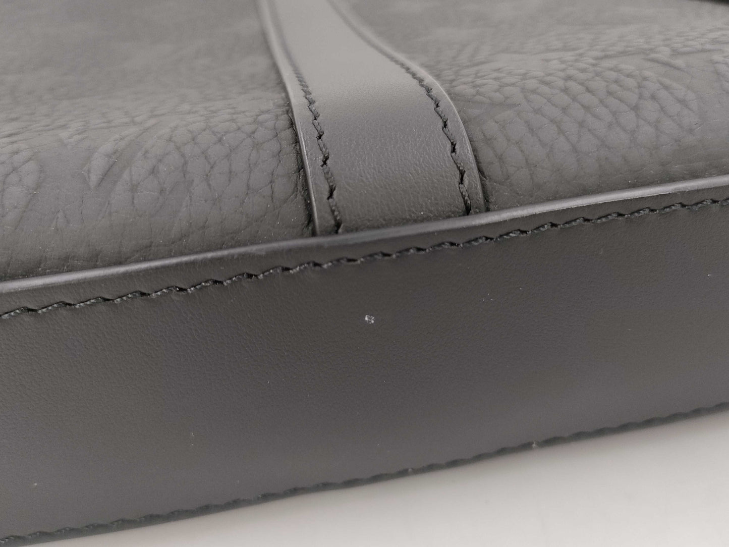 LOUIS VUITTON LV Sac Plat Cross M21884 Black RFID Enabled Shoulder Bag